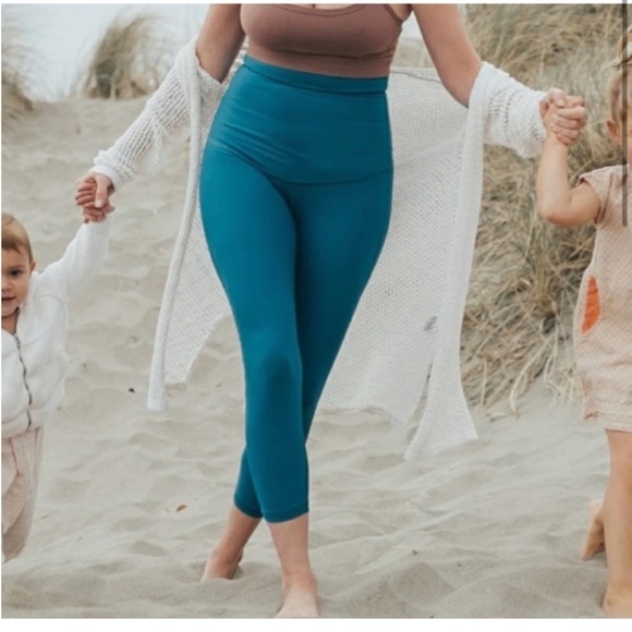 NEW BaoBei Sculpt & Recovery Postpartum Leggings - Crop: Blue Lagoon -Size Small - Picture 5 of 8